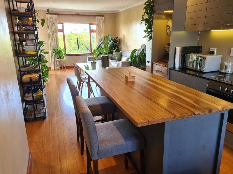 2 Bedroom Property for Sale in Oranjezicht Western Cape